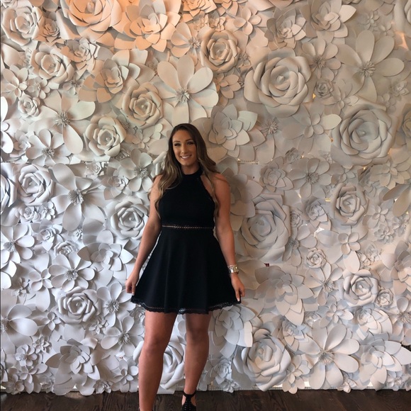 Hi! 🌟I'm Jess. 🤍 - Picture 4 of 6